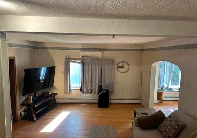 Photo 4 of Single family home for sale at 207 Hartley St, Coleraine, MN 55722 | MLS# 7149217 | Listing updated on 2026-09-29