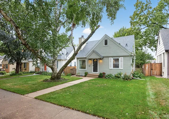 Photo 2 of Single family home for sale at 5224 14th Avenue S, Minneapolis, MN 55417 | MLS# 7149272 | Listing updated on 2026-10-23