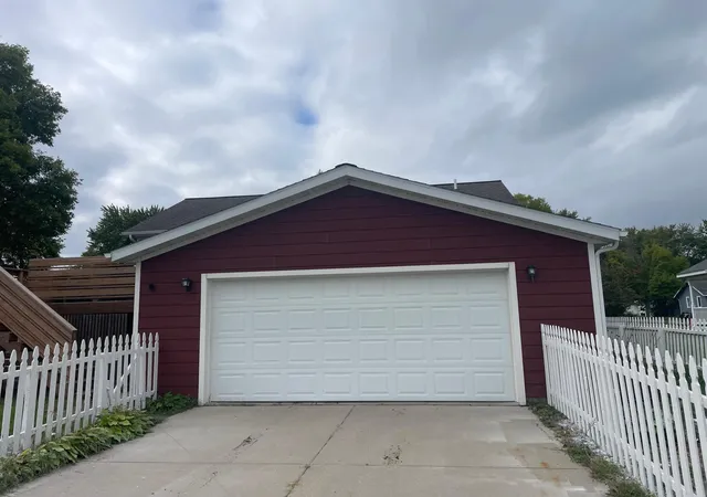 Photo 3 of Single family home for sale at 908 NW 1st Avenue, Grand Rapids, MN 55744 | MLS# 7149282 | Listing updated on 2026-10-07