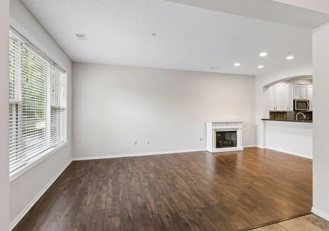 Photo 4 of Single family home for sale at 6090 W 16th Street #913, Minneapolis, MN 55416 | MLS# 7149313 | Listing updated on 2026-10-16