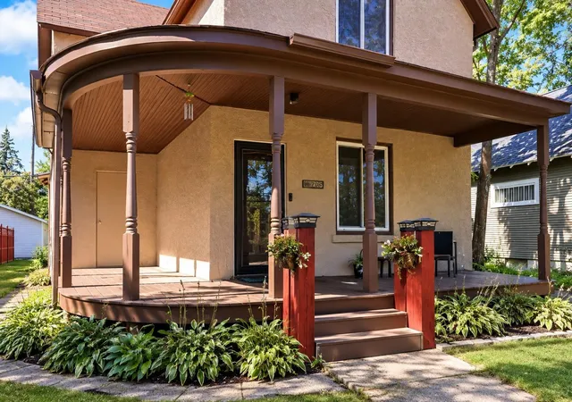 Photo 2 of Single family home for sale at 705 14th Avenue S, Saint Cloud, MN 56301 | MLS# 7149318 | Listing updated on 2026-10-01