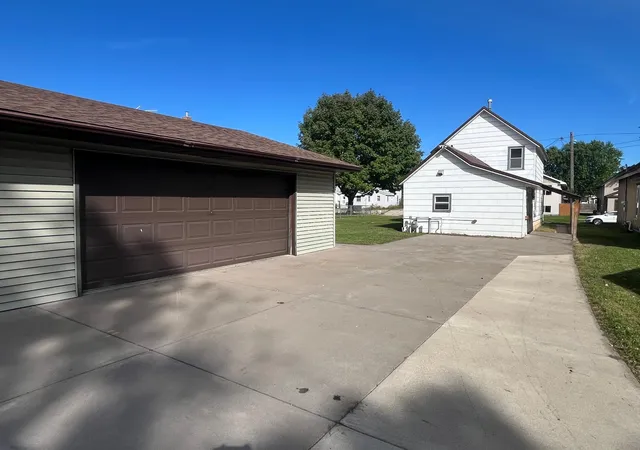 Photo 3 of Single family home for sale at 223 5th Avenue N, Waite Park, MN 56387 | MLS# 7149327 | Listing updated on 2026-10-07