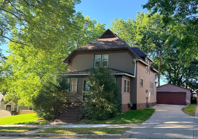Photo 1 of Sale Pending at 632 Ruble Ave, Albert Lea, MN 56007 | MLS# 7149330 | Listing updated on 2026-09-25