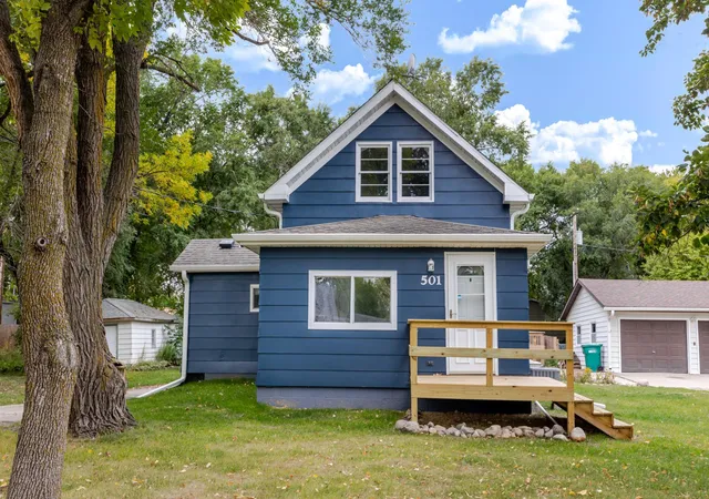Single family home for sale at 501 Nelson Dr, Horace, ND 58047 | MLS# 7149331