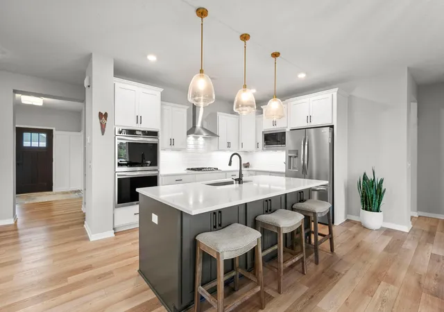 Photo 3 of Single family home for sale at 4852 Bennett St SE, Prior Lake, MN 55372 | MLS# 7149344 | Listing updated on 2026-10-07