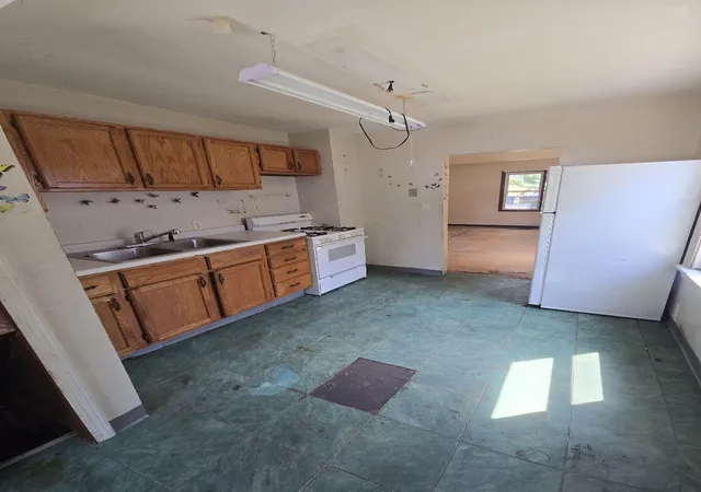 Photo 3 of Single family home for sale at 1803 Sims Ave, Saint Paul, MN 55119 | MLS# 7149350 | Listing updated on 2026-10-08