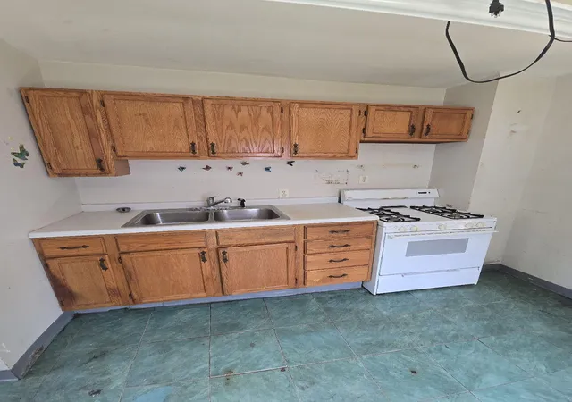 Photo 4 of Single family home for sale at 1803 Sims Ave, Saint Paul, MN 55119 | MLS# 7149350 | Listing updated on 2026-10-08