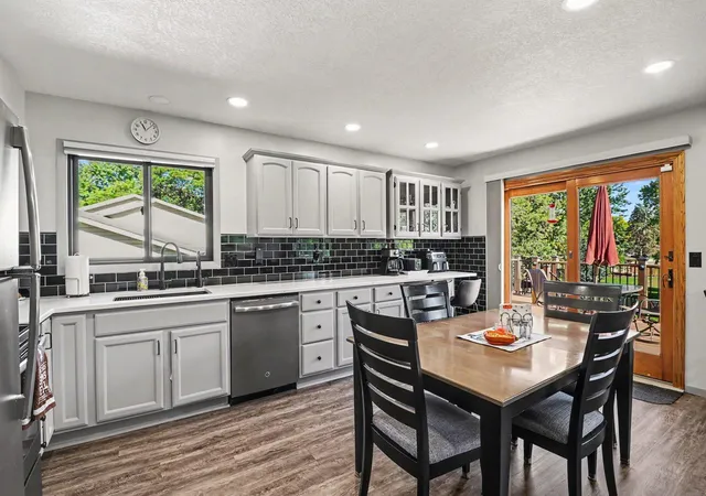 Photo 4 of Single family home for sale at 7317 Inwood Ave S, Cottage Grove, MN 55016 | MLS# 7149358 | Listing updated on 2026-10-05
