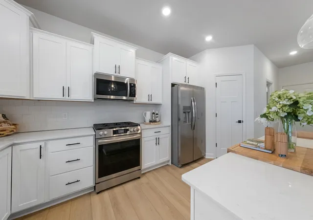 Photo 2 of Single family home for sale at 1083 Adamstown Dr, Rosemount, MN 55068 | MLS# 7149365 | Listing updated on 2026-09-23