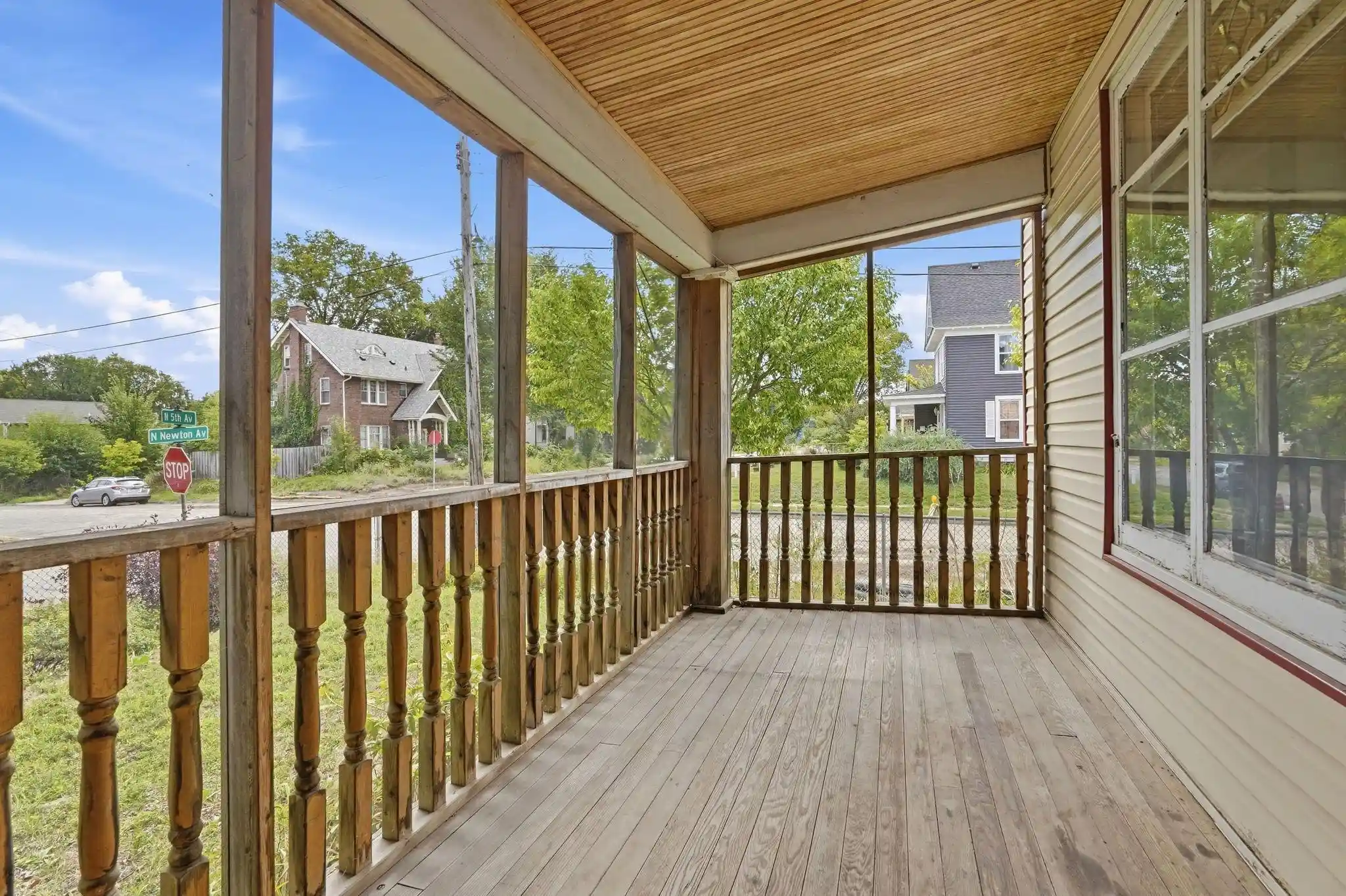 Listing Photo 2 - Condo for sale in 501 Newton Ave N located at 501 Newton Ave N, Minneapolis, MN 55405 - Unit 501 Newton Ave N