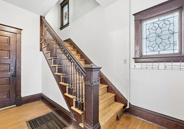 Listing Photo 4 - Condo for sale in building located at 501 Newton Ave N, Minneapolis, MN 55405