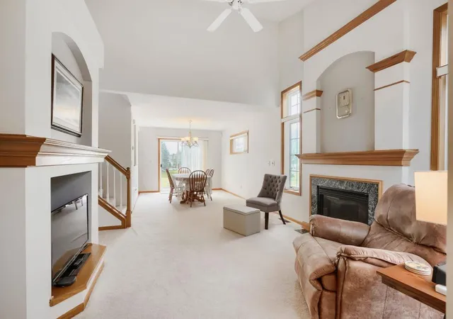 Photo 4 of Sale Pending at 15021 Dunwood Trl #48, Apple Valley, MN 55124 | MLS# 7149406 | Listing updated on 2026-10-08
