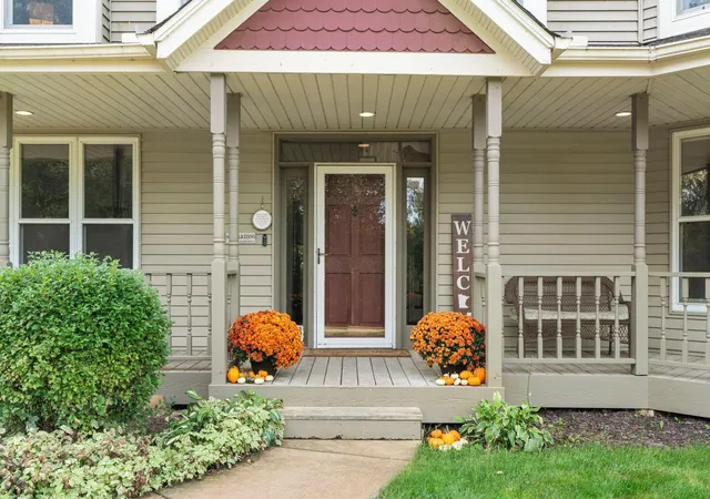 Photo 3 of Single family home for sale at 2850 105th Street E, Inver Grove Heights, MN 55077 | MLS# 7149413 | Listing updated on 2026-10-23