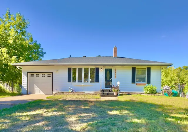 Photo 1 of Single family home for sale at 1979 Memory Ln, Saint Paul, MN 55109 | MLS# 7149418 | Listing updated on 2026-09-25