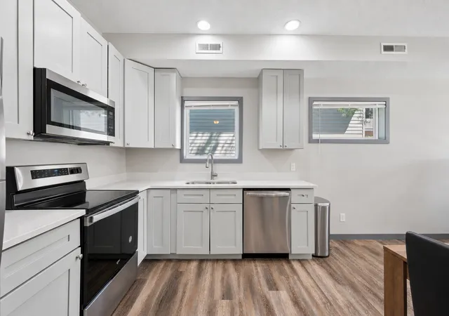 Photo 2 of Multi family home for sale at 211 Belvidere St E, Saint Paul, MN 55107 | MLS# 7149456 | Listing updated on 2026-10-14