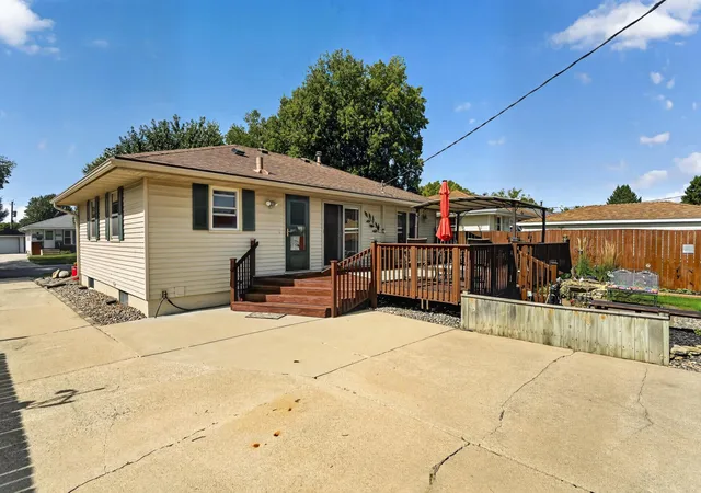Photo 1 of Single family home for sale at 2528 11th Avenue NW, Rochester, MN 55901 | MLS# 7149459 | Listing updated on 2026-09-24