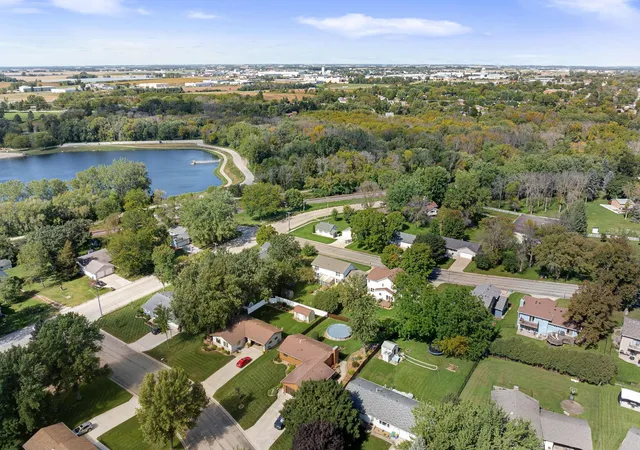 Photo 3 of Single family home for sale at 1169 Barney St, Owatonna, MN 55060 | MLS# 7149461 | Listing updated on 2026-10-19