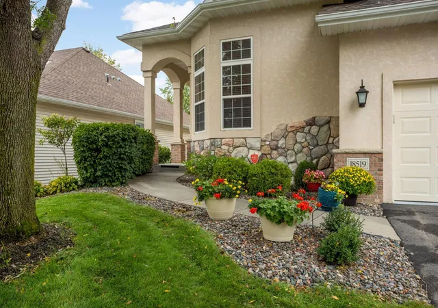 Photo 3 of Single family home for sale at 18519 Farmstead Cir, Eden Prairie, MN 55347 | MLS# 7149465 | Listing updated on 2026-10-09