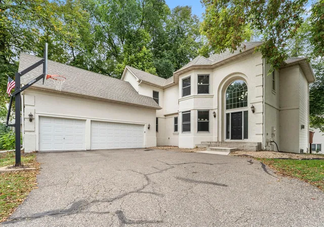 Photo 1 of Single family home for sale at 8915 Umbria Pl N, Maple Grove, MN 55311 | MLS# 7149467 | Listing updated on 2026-10-22