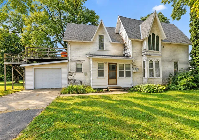 Photo 3 of Single family home for sale at 401 Park St, Freeborn, MN 56032 | MLS# 7149487 | Listing updated on 2026-09-27