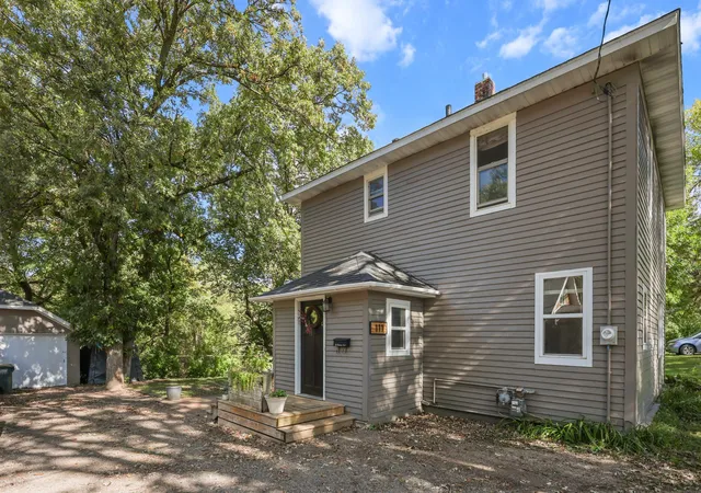 Photo 4 of Single family home for sale at 111 Haines Ave, Paynesville, MN 56362 | MLS# 7149499 | Listing updated on 2026-10-02