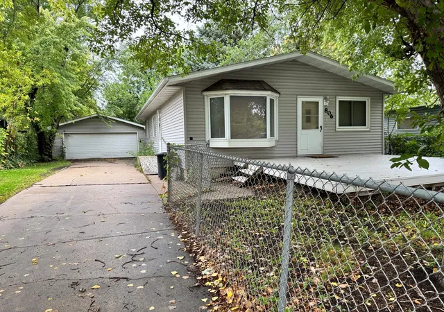Single family home for sale at 806 31st Street N, Fargo, ND 58102 | MLS# 7149500