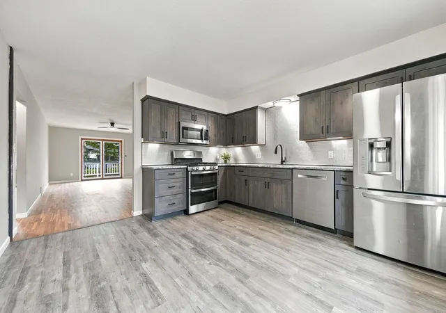 Photo 4 of Sale Pending at 1709 Cochrane Ave, Saint Paul, MN 55122 | MLS# 7149503 | Listing updated on 2026-10-08