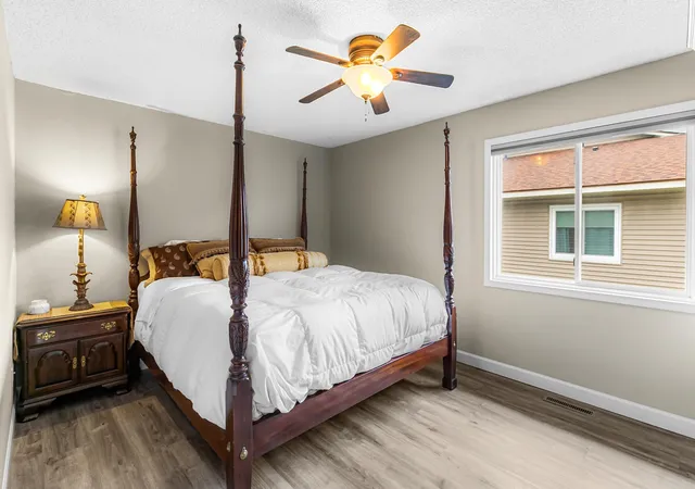 Photo 3 of Condo for sale at 3290 Greenbrier St #3290C, Saint Paul, MN 55127 | MLS# 7149522 | Listing updated on 2026-09-25