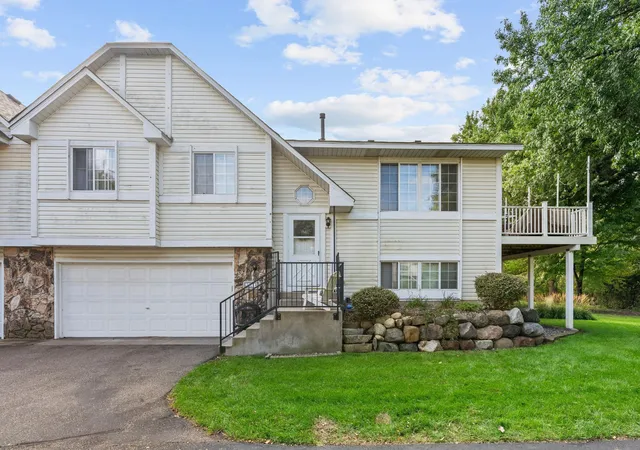 Photo 2 of Single family home for sale at 15813 Griffon Path, Saint Paul, MN 55124 | MLS# 7149528 | Listing updated on 2026-10-29