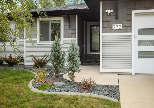 Photo 1 of Single family home for sale at 772 35th Avenue E, West Fargo, ND 58078 | MLS# 7149531 | Listing updated on 2026-10-01