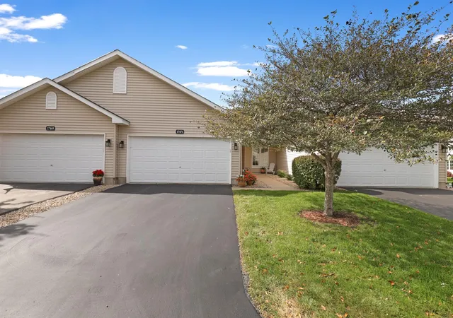 Single family home for sale at 17471 Deerfield Dr SE, Prior Lake, MN 55372 | MLS# 7149532