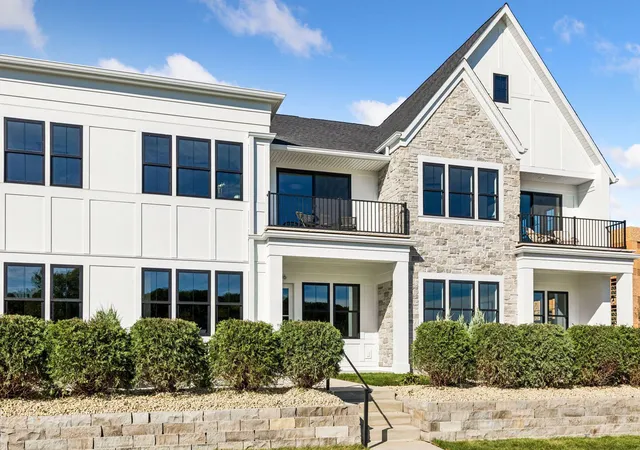 Photo 2 of Single family home for sale at 9206 Avienda Way, Chanhassen, MN 55317 | MLS# 7149537 | Listing updated on 2026-09-24