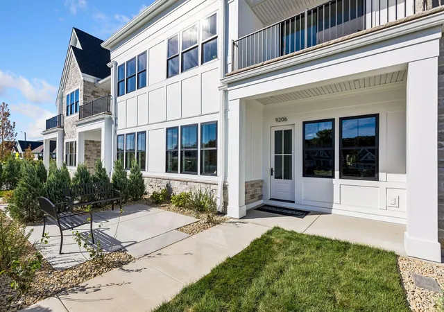 Photo 3 of Single family home for sale at 9206 Avienda Way, Chanhassen, MN 55317 | MLS# 7149537 | Listing updated on 2026-09-24