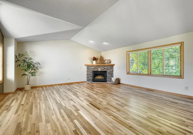 Photo 3 of Single family home for sale at 14930 Waco St Nw, Anoka, MN 55303 | MLS# 7149542 | Listing updated on 2026-10-06