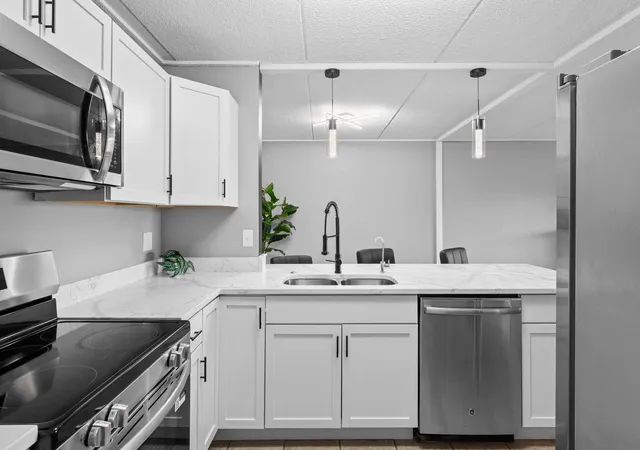 Photo 3 of Condo for sale at 10501 Cedar Lake Rd #512, Hopkins, MN 55305 | MLS# 7149556 | Listing updated on 2026-10-09