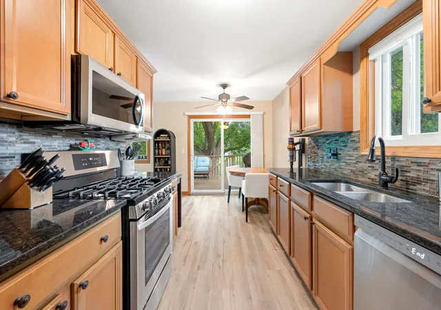 Photo 3 of Single family home for sale at 7476 Jeffery Ln S, Cottage Grove, MN 55016 | MLS# 7149571 | Listing updated on 2026-10-08