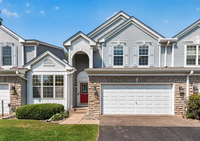 Photo 1 of Single family home for sale at 3896 Darling Dr, Saint Paul, MN 55125 | MLS# 7149588 | Listing updated on 2026-10-29