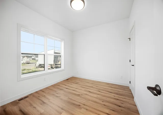 Photo 3 of Single family home for sale at 4321 21st Avenue S, Moorhead, MN 56560 | MLS# 7149614 | Listing updated on 2026-09-25