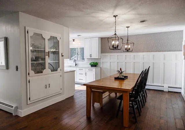 Photo 4 of Single family home for sale at 40 B St, Saint Paul, MN 55106 | MLS# 7149624 | Listing updated on 2026-09-30