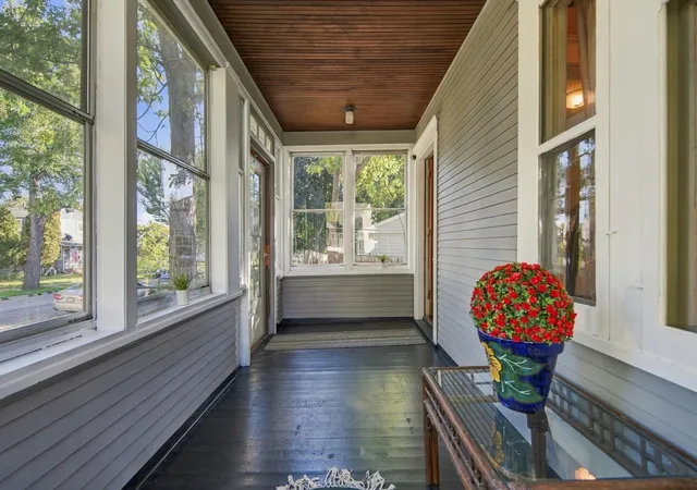 Photo 2 of Single family home for sale at 1144 Cook Ave E, Saint Paul, MN 55106 | MLS# 7149627 | Listing updated on 2026-10-09