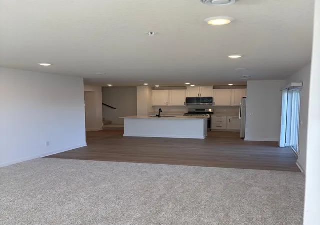Photo 3 of Single family home for sale at 21659 Magnolia Way, Farmington, MN 55024 | MLS# 7149628 | Listing updated on 2026-10-08