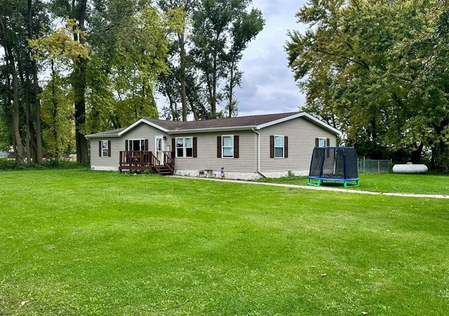 Photo 4 of Single family home for sale at 28529 825th Avenue, Hollandale, MN 56045 | MLS# 7149631 | Listing updated on 2026-09-28