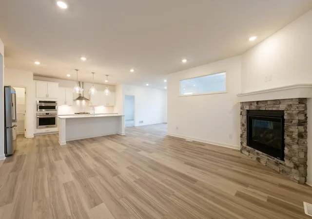 Photo 3 of Single family home for sale at 5180 Long Pointe Bay, Saint Paul, MN 55129 | MLS# 7149642 | Listing updated on 2026-10-06