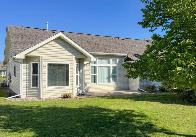 Photo 3 of Single family home for sale at 720 35th Street Nw, Bemidji, MN 56601 | MLS# 7149670 | Listing updated on 2026-09-26