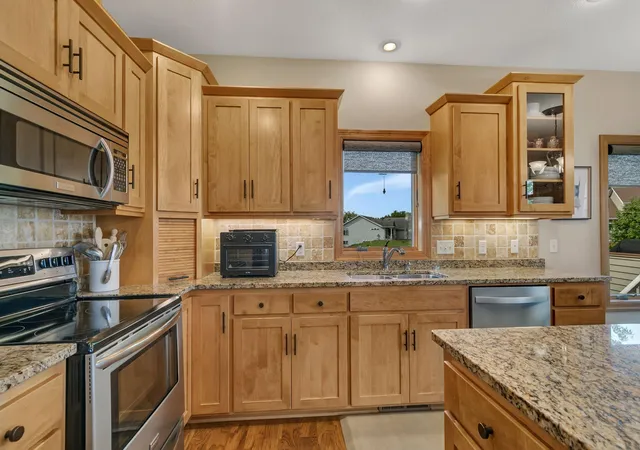 Photo 3 of Sale Pending at 2309 Wyoming Ct, Sartell, MN 56377 | MLS# 7149673 | Listing updated on 2026-10-01