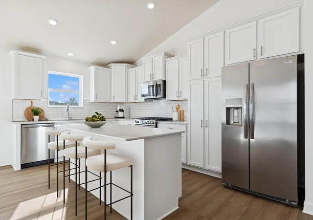 Photo 2 of Single family home for sale at 10921 Henslowe Ave S, Cottage Grove, MN 55016 | MLS# 7149676 | Listing updated on 2026-09-25