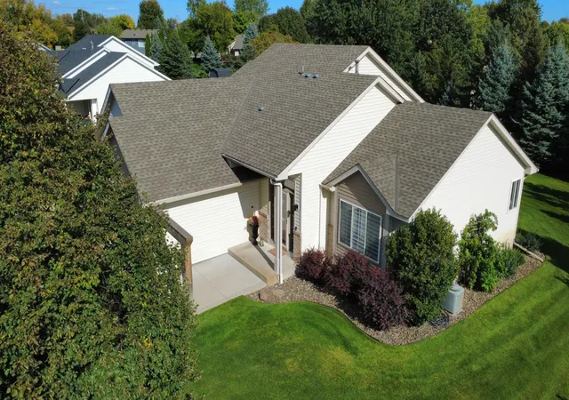Photo 3 of Single family home for sale at 20390 Pintail Ct, Rogers, MN 55374 | MLS# 7149692 | Listing updated on 2026-10-08