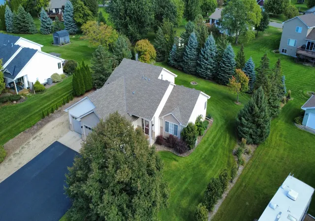 Photo 4 of Single family home for sale at 20390 Pintail Ct, Rogers, MN 55374 | MLS# 7149692 | Listing updated on 2026-10-08