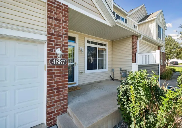 Photo 2 of Single family home for sale at 4887 Bivens Ct #9706, Inver Grove Heights, MN 55076 | MLS# 7149697 | Listing updated on 2026-10-03