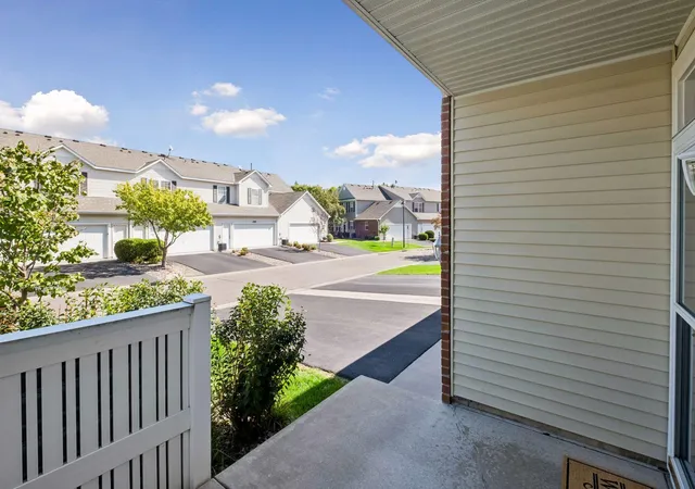 Photo 3 of Single family home for sale at 4887 Bivens Ct #9706, Inver Grove Heights, MN 55076 | MLS# 7149697 | Listing updated on 2026-10-03